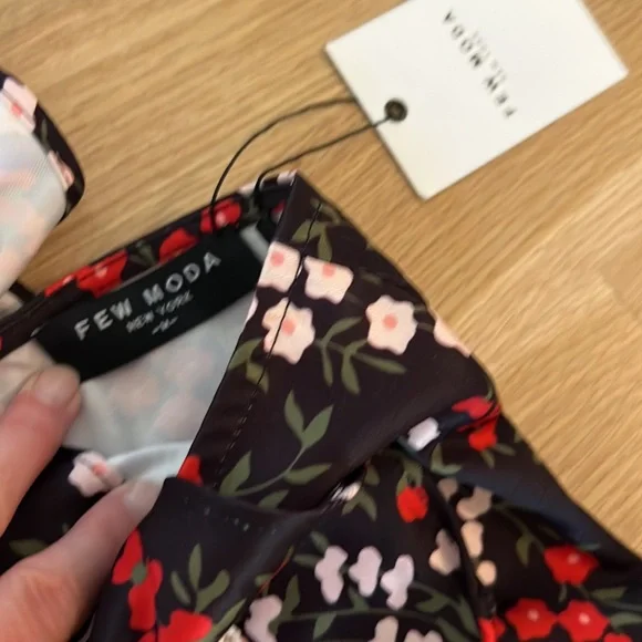 Few Moda New Poppy Floral Dress Medium - Picture 4 of 8